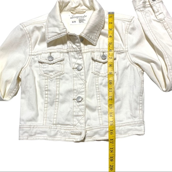 Aeropostale white cropped jean jacket (size medium) - Picture 10 of 10